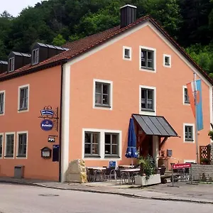 Gasthuis Zum Brunnen, Mörnsheim